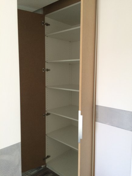 Dielenschrank nach Maß
