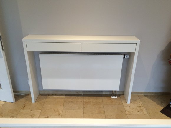 Möbelkonsolue passend gemacht