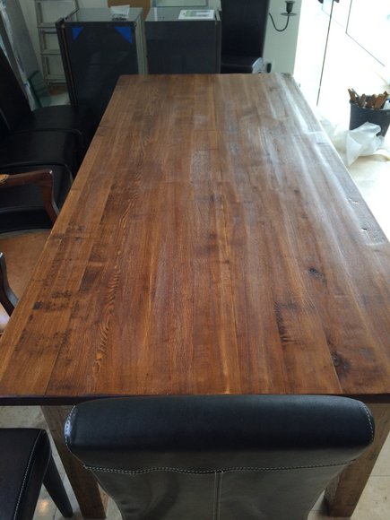 Alter Tisch im neuen Look