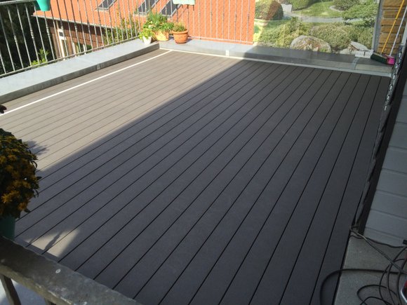 WPC-Terrassendielen auf der Dachterrasse
